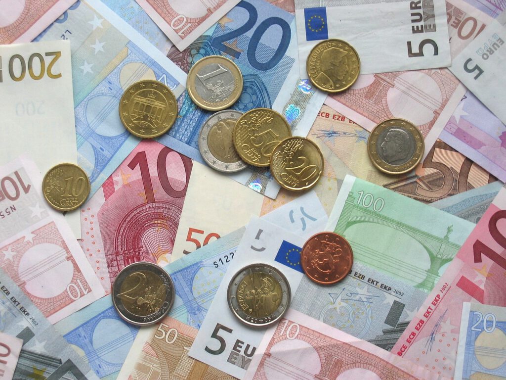 cash limit travelling within eu